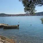 Holiday home Ana & Marko-island Osljak