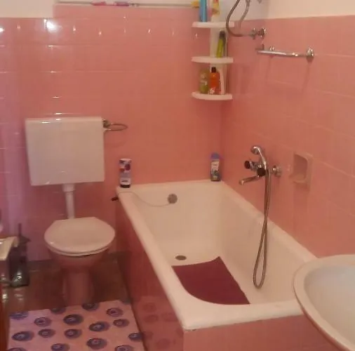 Nyaraló Ana & Marko-island